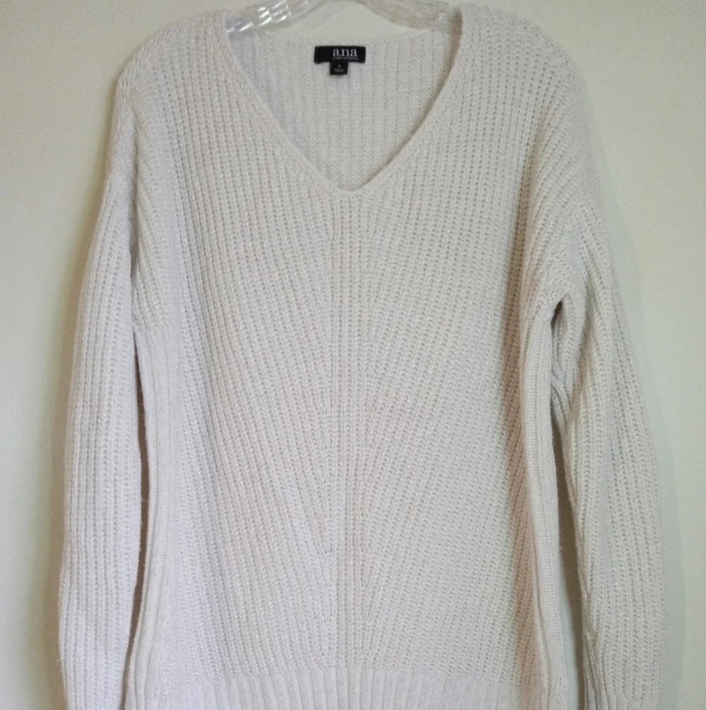 A.N.A vneck sweater women's size small